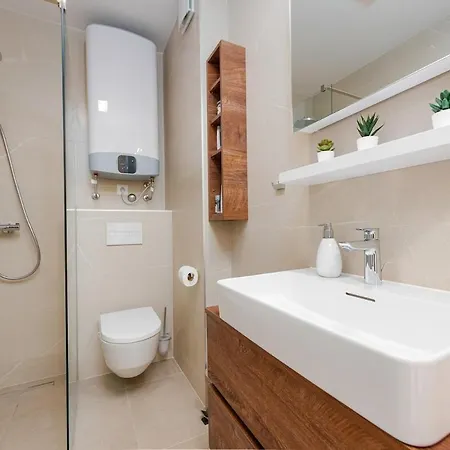 Modern With Whirlpool & Few Steps Away From The - Borik, *